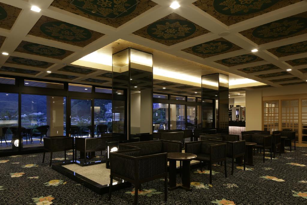 Fujikawaguchiko Onsen Konanso Ξενοδοχείο Εξωτερικό φωτογραφία Interior of the restaurant